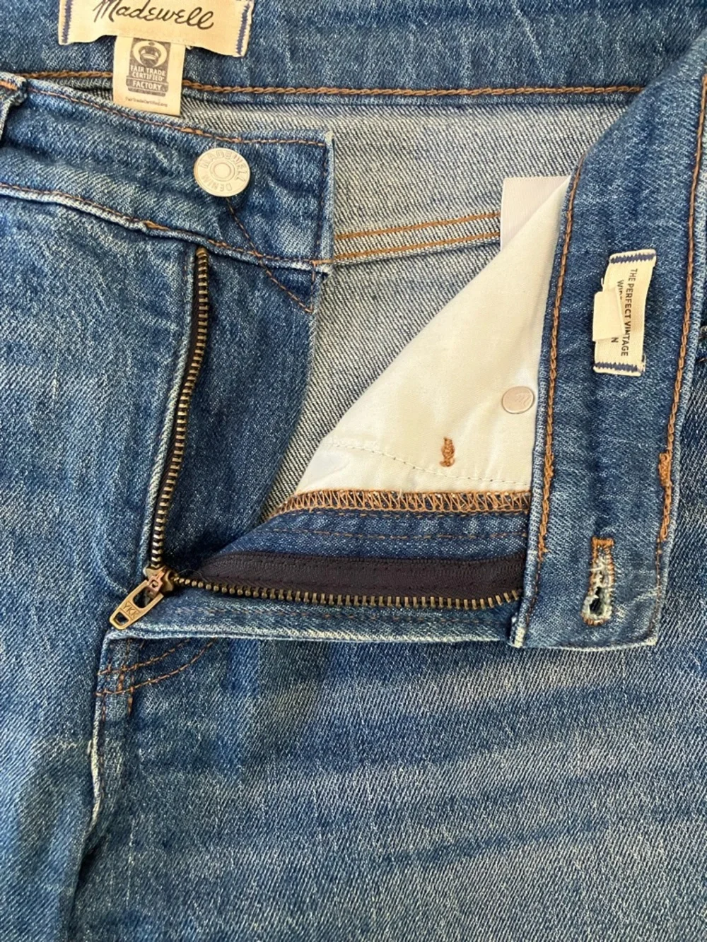 Madewell Perfect Vintage Wide Leg Jeans Size 26P Medium Wash High Rise Denim - Picture 11 of 14
